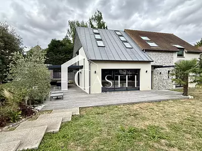 Maison, 216 m²