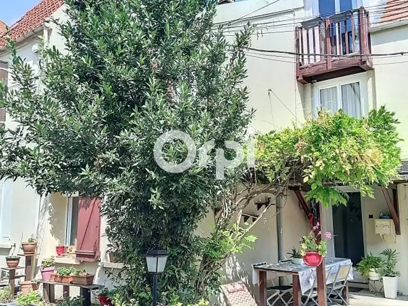 Maison, 84 m²
