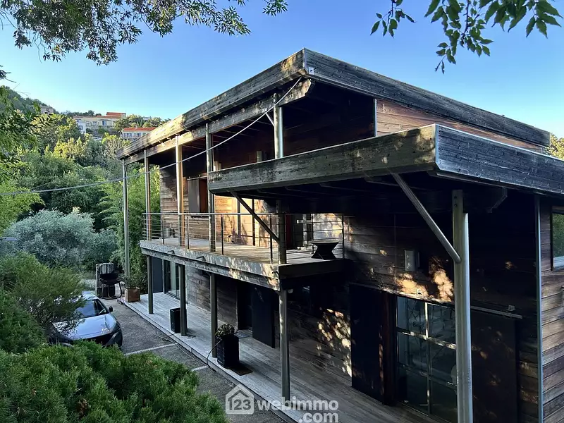 Maison, 165 m²