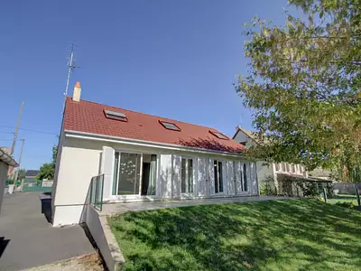 Maison, 145 m²