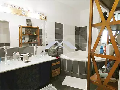 Maison, 147 m²