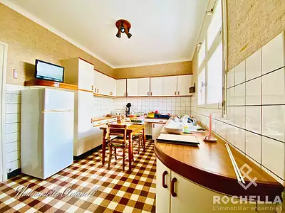 Maison, 233 m²