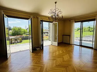 Maison, 250 m²