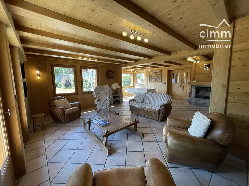 Maison, 240 m²