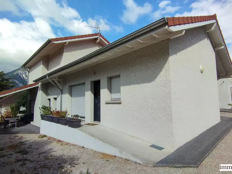 Maison, 162 m²