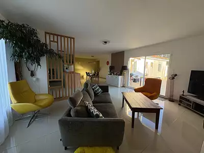 Maison, 114 m²