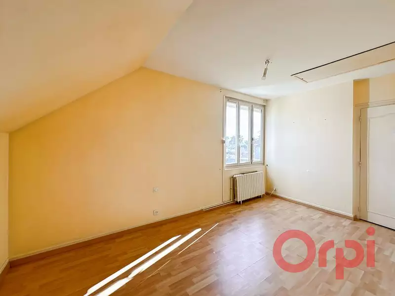Maison, 99 m²