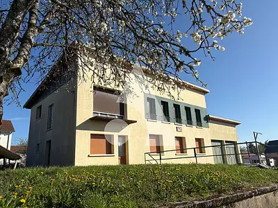 Maison, 243 m²