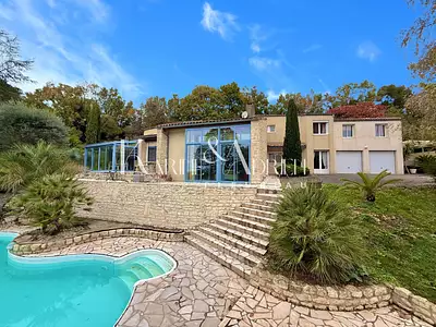 Maison, 290 m²