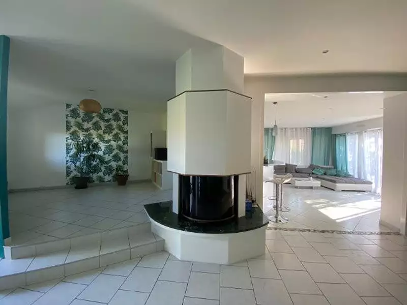 Maison, 219 m²