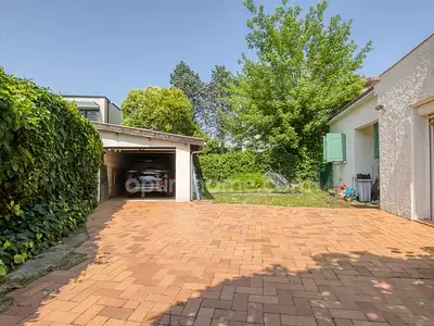 Maison, 228 m²