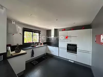 Maison, 156 m²