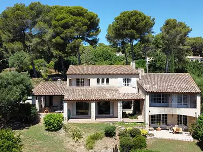 Maison, 352 m²