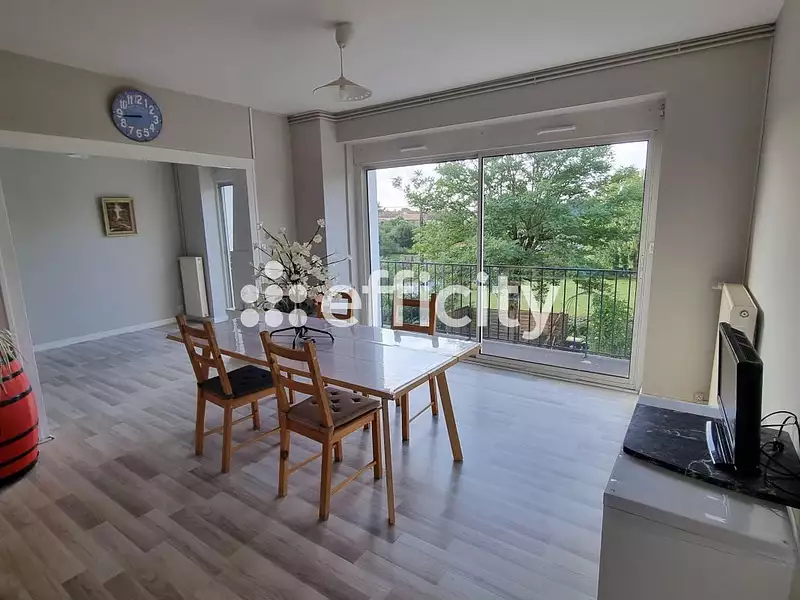 Maison, 205 m²