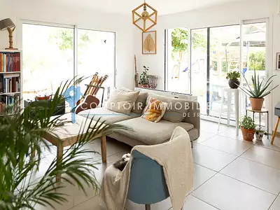 Maison, 99 m²