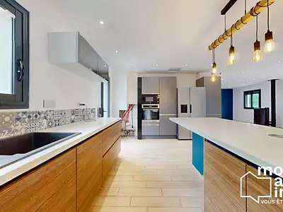 Maison, 169 m²