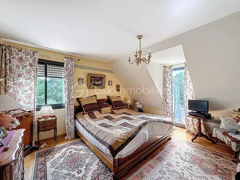 Maison, 230 m²