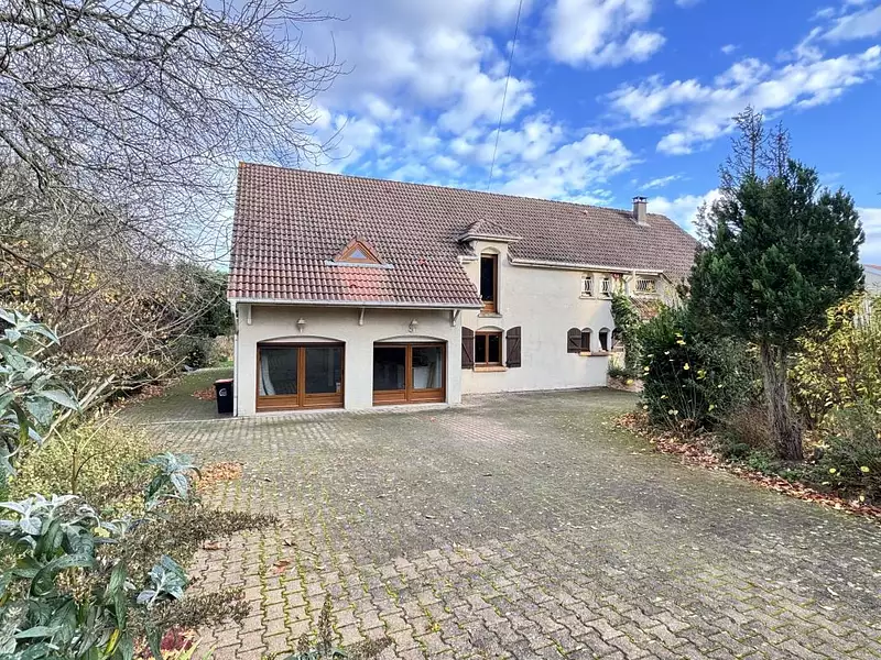 Maison, 380 m²