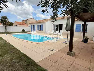 Maison, 99 m²