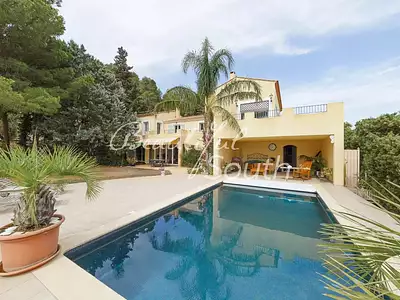 Maison, 253 m²