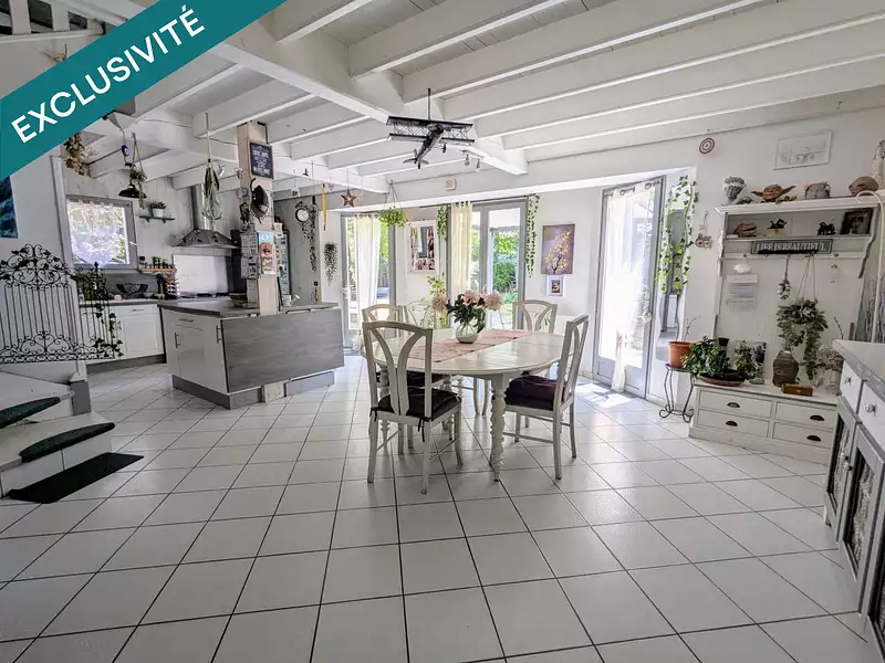 Maison, 146 m²