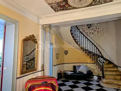 Maison, 250 m²