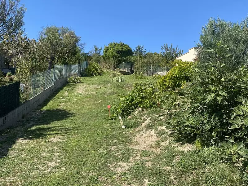 Terrain, 537 m²