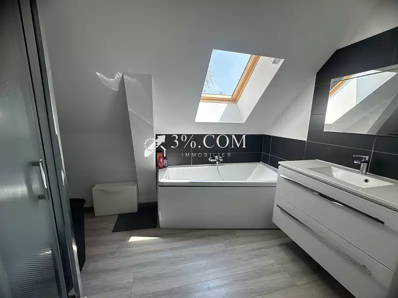 Maison, 194 m²