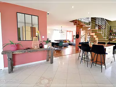Maison, 192 m²