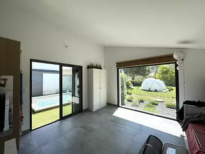 Maison, 243 m²