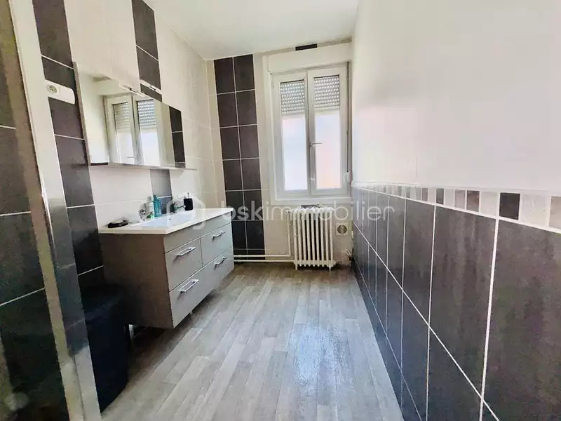Maison, 93 m²