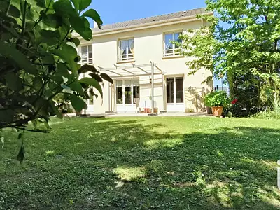 Maison, 157 m²