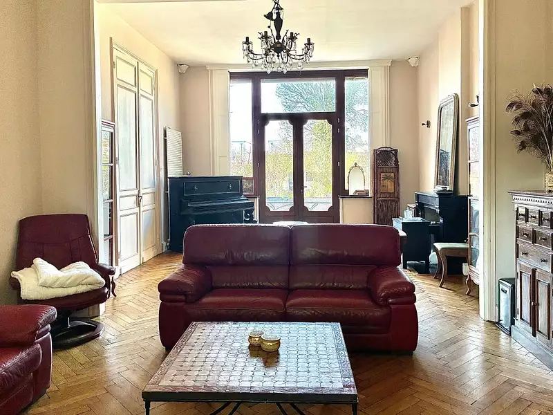 Maison, 245 m²