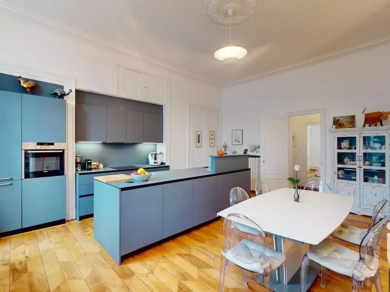 Appartement, 215 m²