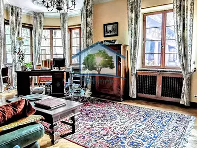 Maison, 360 m²
