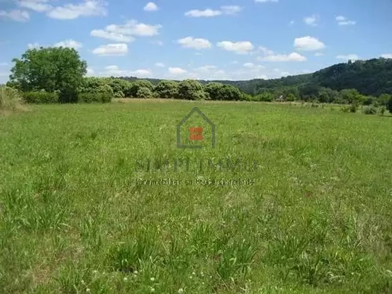 Terrain, 690 m²