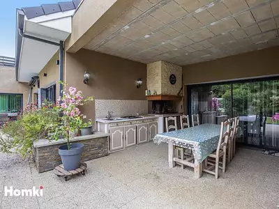 Maison, 237 m²