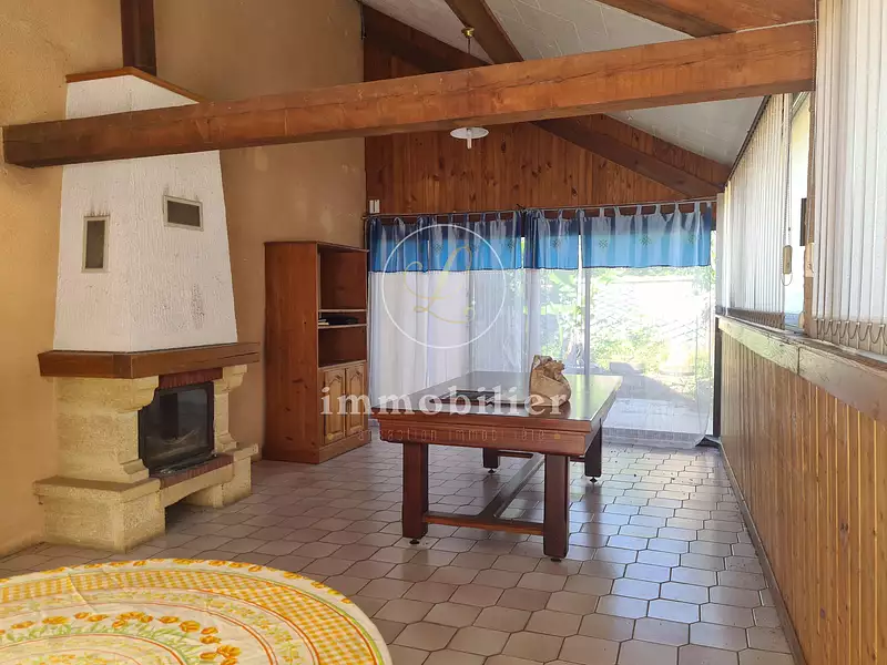 Maison, 195 m²