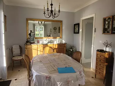 Maison, 176 m²