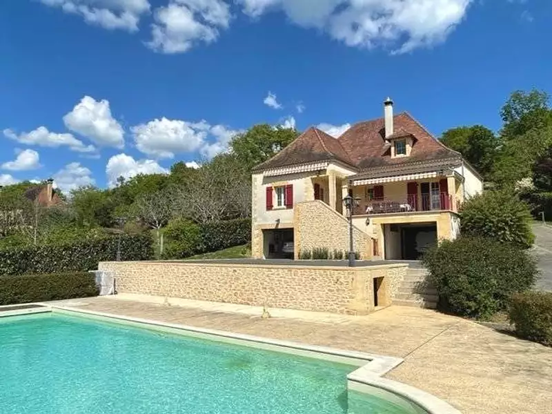 Maison, 175 m²