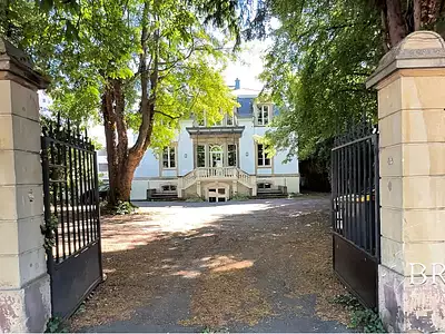 Maison, 260 m²