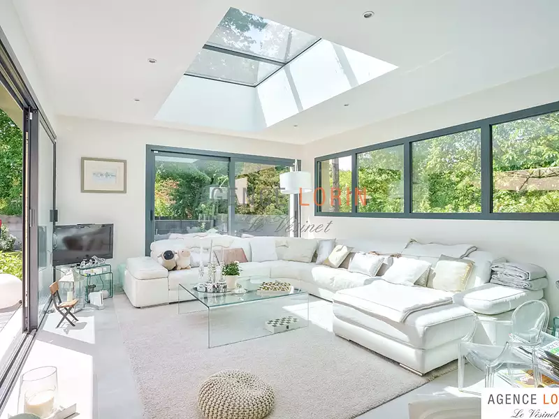 Maison, 270 m²