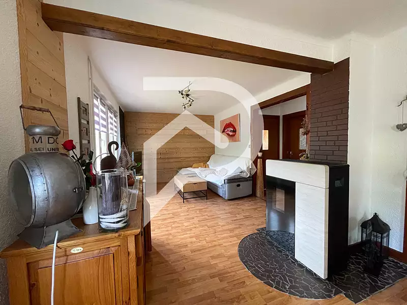 Maison, 164 m²