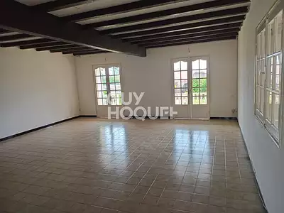 Maison, 180 m²