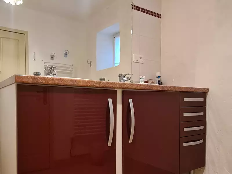 Maison, 307,4 m²
