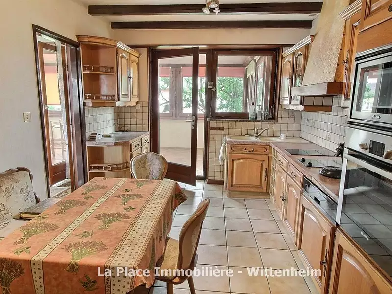 Maison, 215 m²