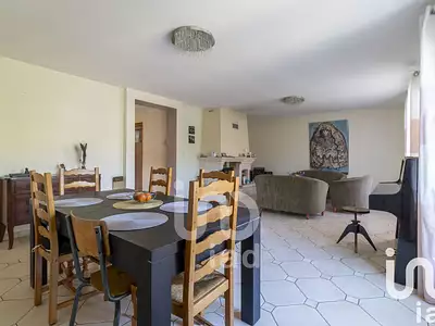 Maison, 156 m²