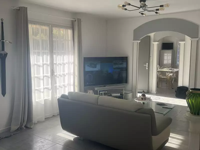 Maison, 151 m²