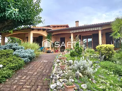 Maison, 162 m²