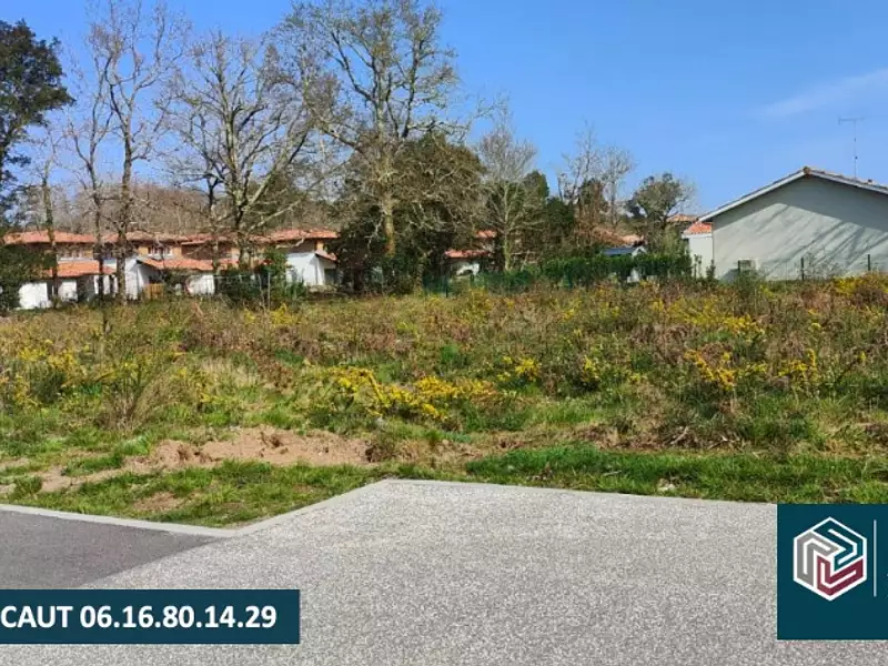 Terrain à bâtir, 621 m²